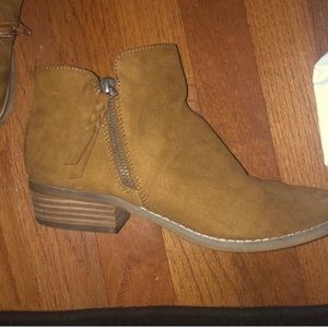 American Eagle Outfitters Booties